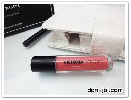 victoria-jackson-lipstick-perfectly-paradise_16