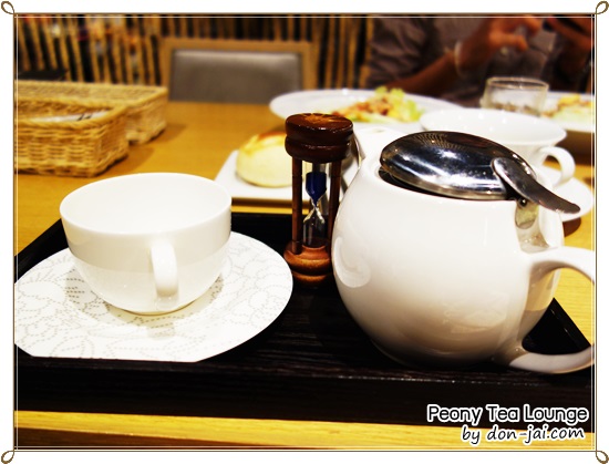 Peony_Tea_Lounge_025