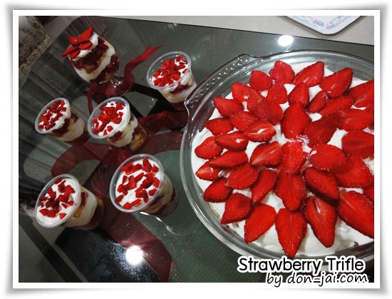 Strawberry_Trifle039