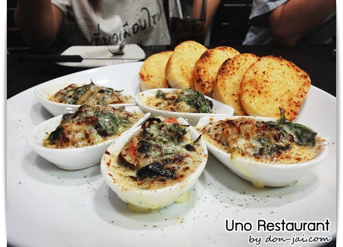 Uno_Restaurant_008
