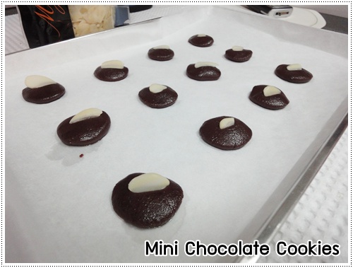 Mini_Chocolate_Cookies__2.JPG