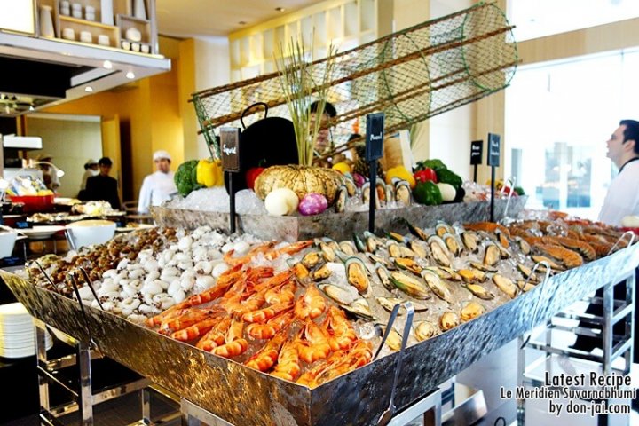 รีวิวโดนใจ >> Sunday Brunch ที่ห้องอาหารLatest Recipe โรงแรม Le Meridien Suvarnabhumi